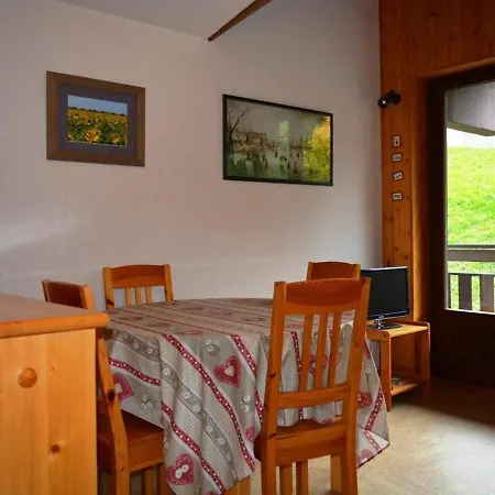 Apartment Avec Et Mezzanine, Parking Et Proche Des Pistes - Fr-1-241-170 *